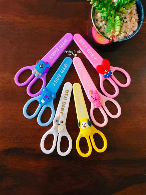 Emoji BTS Scissors – Pretty Little Things