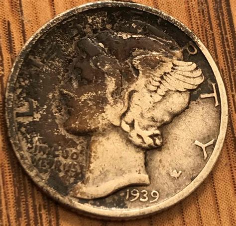 1939 - USA - Liberty - Dime - A Woman On It With Hair Wings? Lol Is It ...