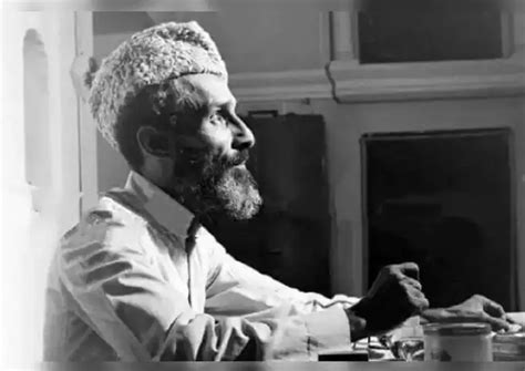 పాకిస్థాన్‌కు పారిపోయిన ఖాసిం రజ్వీ