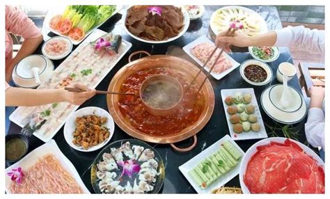 吃火锅送什么礼物最新素材