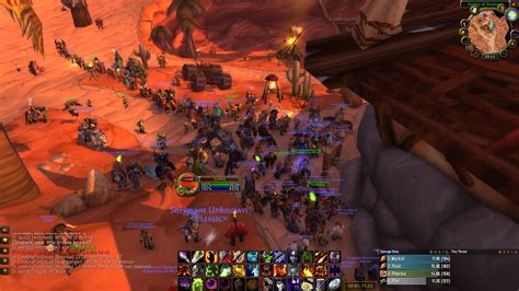 A guy on firemaw EU giving out Onyxia Scale cloaks........ but you had to que for it :D : r ...