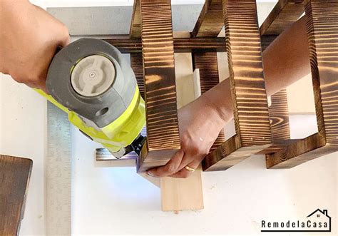 How to Make Rustic Lanterns 的图像结果