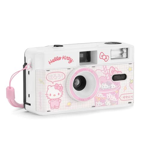 Amazon.com : Hello Kitty Strawberry Kawaii FC-11 35mm Film Camera ...