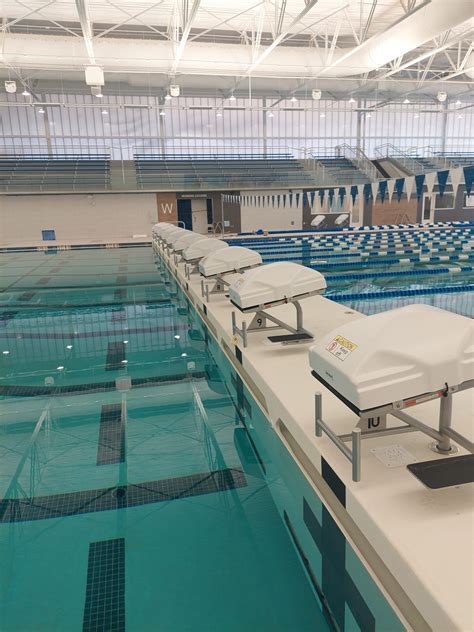 DEACONESS AQUATIC CENTER - Landmark Aquatic