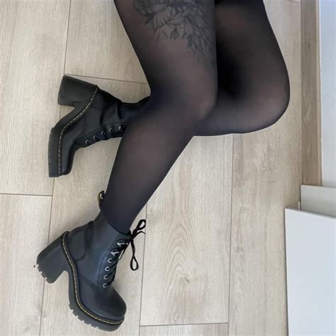 Docs don’t fit my feet?! : r/DrMartens