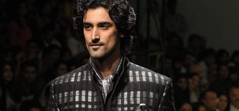 Bollywood Actor Kunal Kapoor Got Engaged With Naina Bachchan