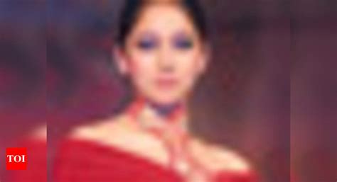 Royal splendour: Valaya's wedding couture - Times of India