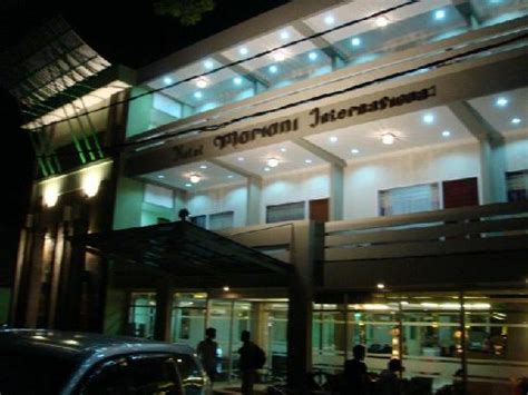 MARIANI INTERNATIONAL HOTEL (Padang) - Hotel Reviews, Photos, Rate ...