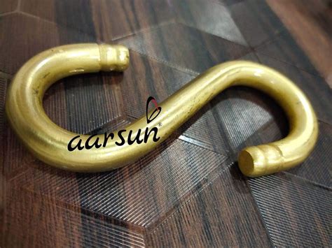 Aarsun Brass Jhula Chain Hooks, Swing Chain Hooks (S Shape), Jhula ...
