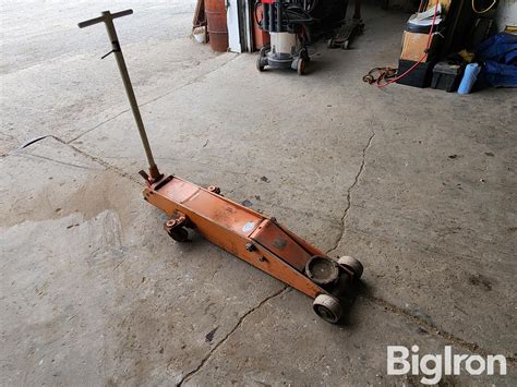 Mid-American Floor Jack | Agriculture | BigIron
