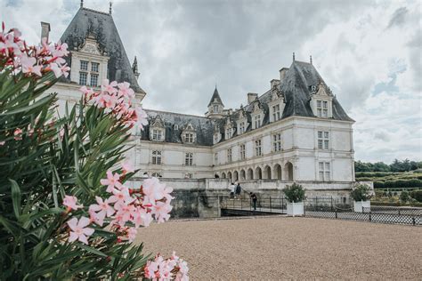 Chateaux of the Loire Valley | The WANDERLUSTers