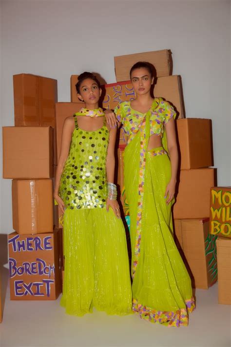 Embroidered Pre Drapped Saree – Nirmooha