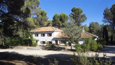 ALOJAMIENTO RURAL ECONOMATO (Pozo Alcon) - Lodge Reviews, Photos, Rate ...