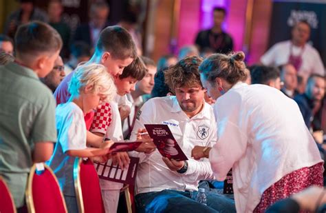 Praggnanandhaa and Gukesh set to face Carlsen and co. at SuperUnited ...