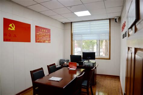 重庆办公室装修图_2023年重庆办公室装修图资料下载_筑龙学社