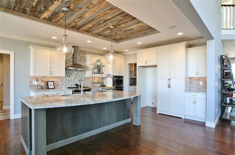Ceiling Wood Planks: 5 Styles You'll Love – Stikwood
