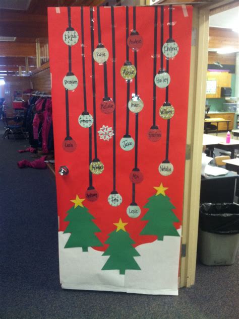 Easy Door Decoration Ideas For School Christmas