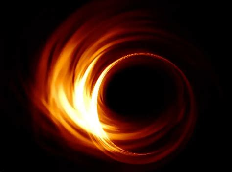 वैज्ञानिकों का कमाल! पहली बार सामने आई Milky Way गैलेक्सी के बीचों-बीच ...