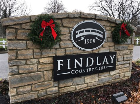 Findlay Country Club Grounds Department: Christmas lights