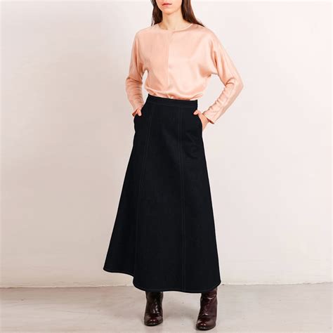 Black A Line-made to-measure long denim skirt by Studio Heijne