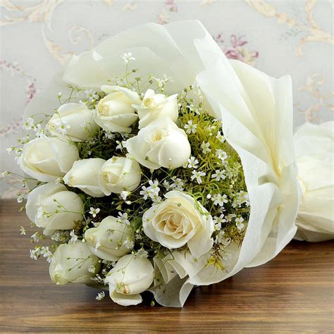 Sophisticated Rose Bouquet, Free Delivery - YuvaFlowers
