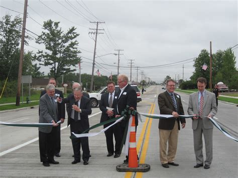 Strongsville officials, residents turn out for Pearl Road ribbon ...