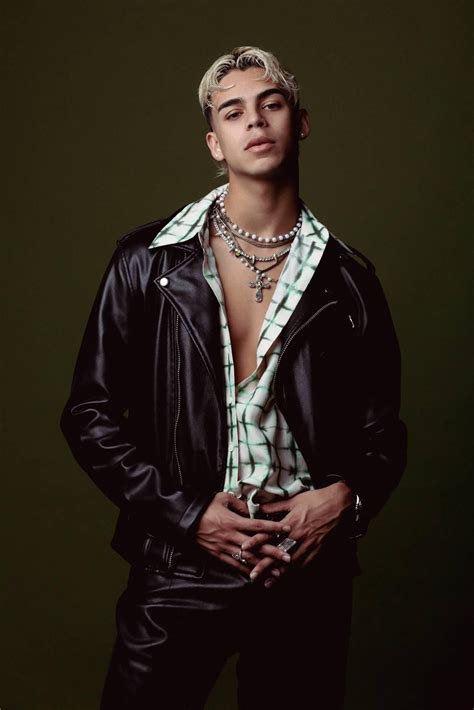 sorry por esta canción (londres) (Lyrics in English) - ROBI