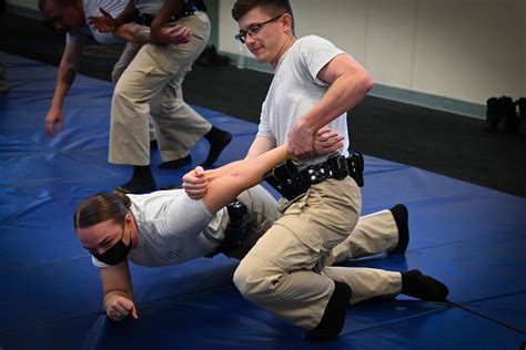 Suffolk County Police Academy Training 的图像结果