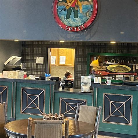 WILDWOOD LODGE (Clive) - Hotel Reviews, Photos, Rate Comparison ...