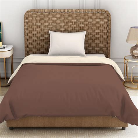 Buy SPACES Essentials Solid Single Quilt from Spaces at just INR 3499.0