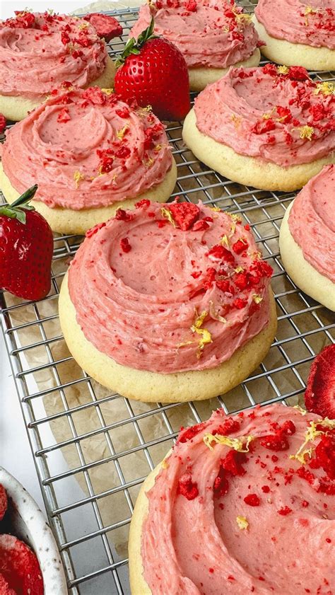 Strawberry Cookies [32 Minutes] - Chasety | Recipe | Strawberry cookies ...