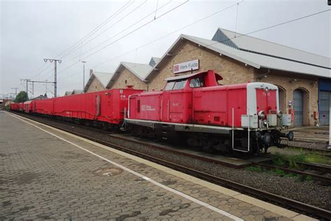 Tunnel evacuation train with 714 005 stands at Fulda on 31 May 2012 ...