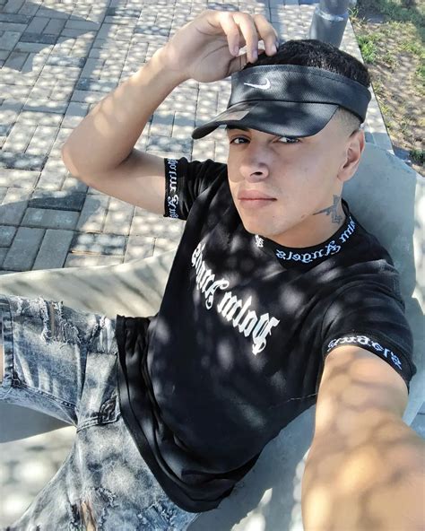 ̈🇪 🇷 🇴 (@25.emii._) • Instagram photos and videos