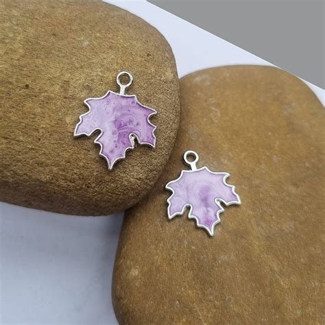 10pcs enamelled charms small size – Madeinindia Beads