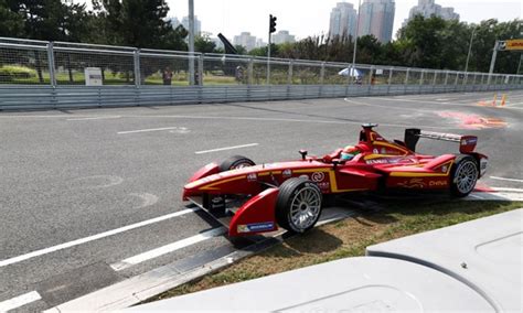 Formula E Brings Glamour to Zero-Emission Motoring | Mouser