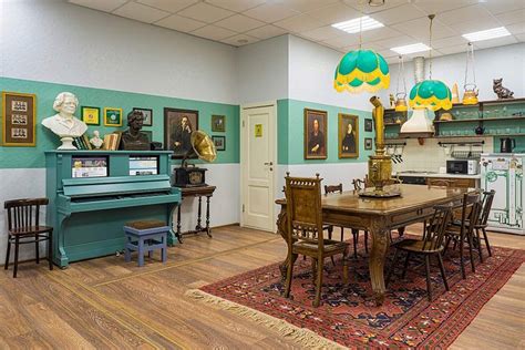 FRIENDS ON LITEINY (St. Petersburg) - Hostel Reviews & Photos - Tripadvisor