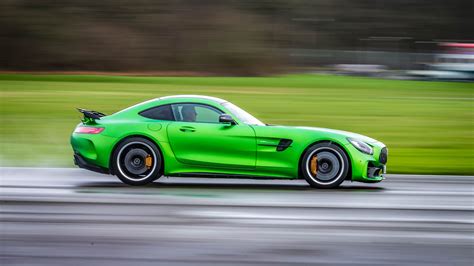 Top Gear s24, ep6: Cuba road trip, and the Merc-AMG GT R | Top Gear