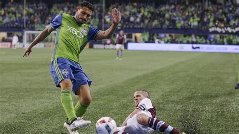 Arena trusts his eye in compiling U.S. squad ahead of World Cup ...