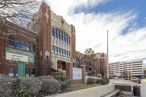 Trimble Tech High School - GSR Andrade Architects