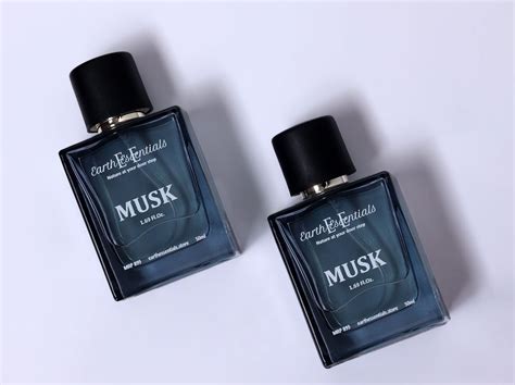 Buy Earth Essentials Musk Fragrance Gift Sets Natural Body deodorant ...