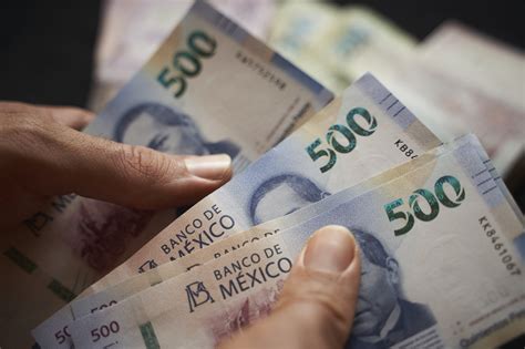 Mexico Inflation Slows Again Amid High Interest Rate and Strong Peso ...