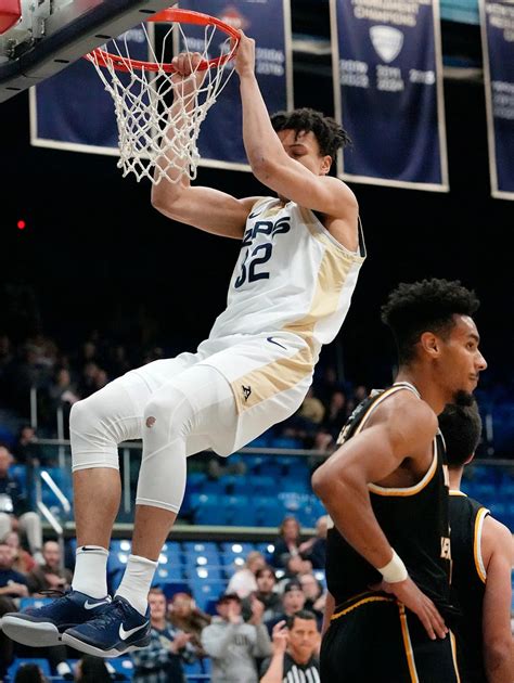 Akron basketball score, recap vs. Central Michigan | Zips win MAC home ...