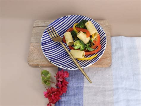 Blue thin stripe Snack Plate – OliveHomeAccents