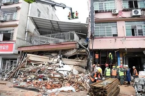 长沙自建房倒塌事故救出10名被困者|长沙市|湖南省|遇难者_新浪新闻