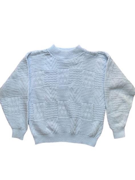 80’s Vintage Spunky Pastel Baby Blue Sweater - Gem
