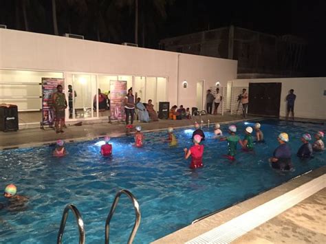 AQUA POOLSIDE CAFE AND RESTAURANT, Madurai - Menu, Prices & Restaurant ...