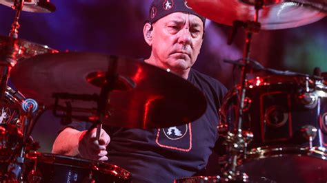 Neil Peart, drummer for influential rockers Rush, dead at 67 – WAVY.com