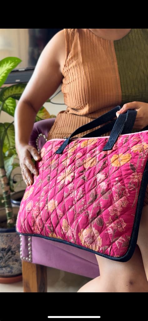 Pink Flora Laptop Bags with Detachable Shoulder Strap – Use Me Works