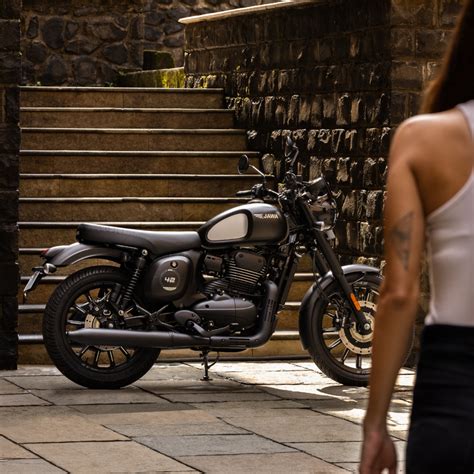Jawa 42: The Perfect Blend of Neo-Classic Design