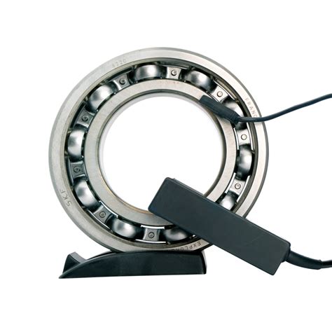 Kompaktes, tragbares Induktions-Anwärmgerät TMBH 5 | SKF